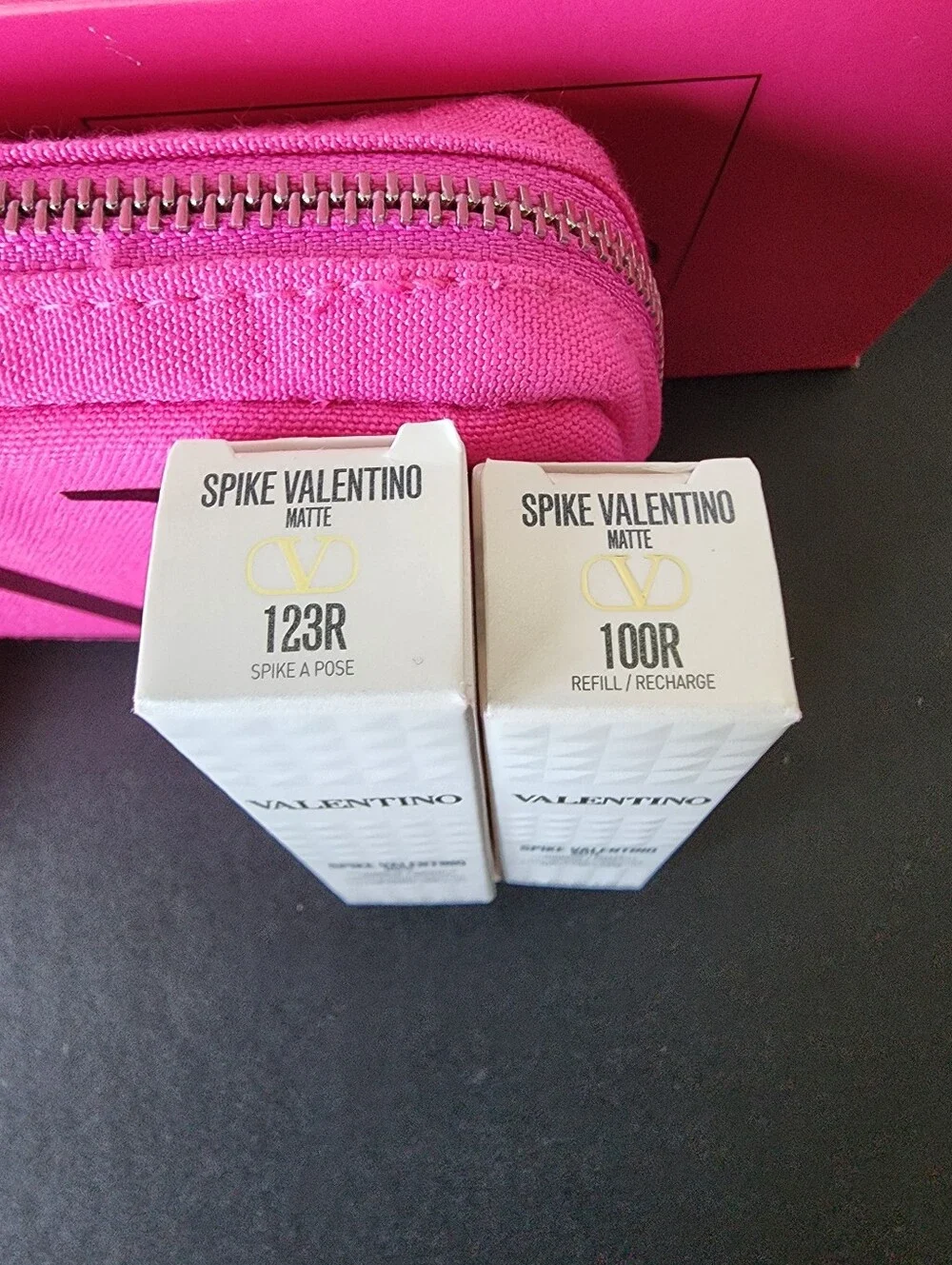 ✨️NIB✨️ Valentino Spike Valentino Lipstick & Pouch Set, Spike A Pose - Picture 5 of 8